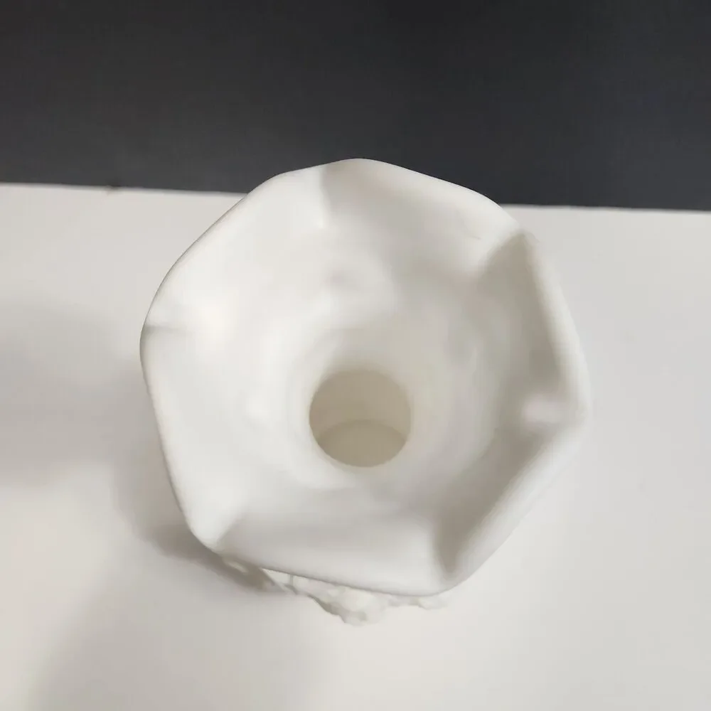 Vtg Orginal Doeskin Finish Loganberry Pattern Milk Glass Vase 10 in.